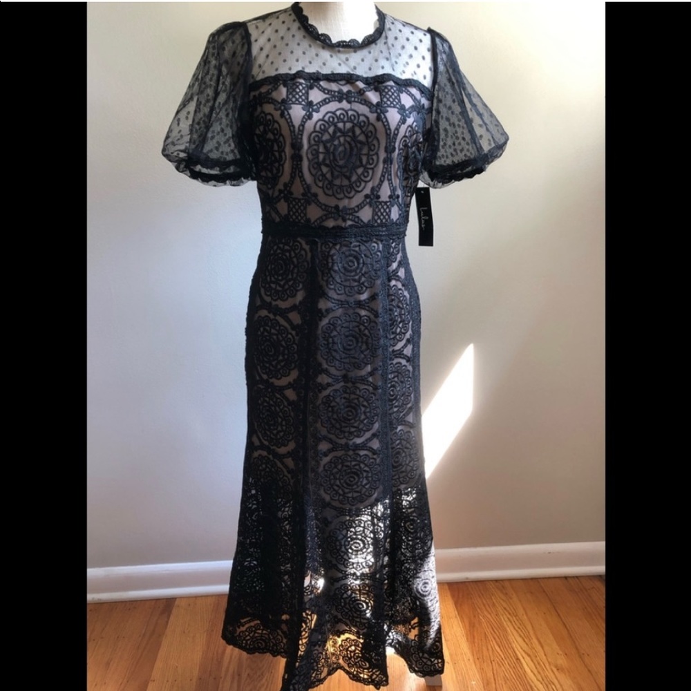 LuLus Ellington Black Lace Midi Dress Size M